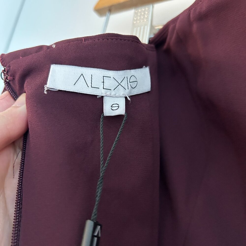 Alexis Kendall Ruffle Strapless Jumpsuit in Plum Size S NWT - Picture 10 of 11